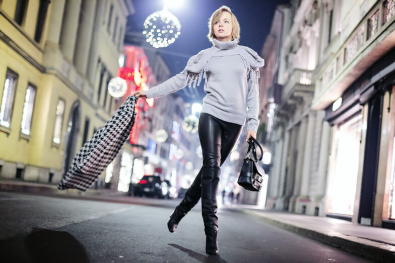 На холодное время - Кожаные сапоги