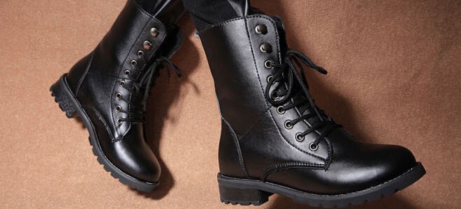 Женские ботинки черные лакированные