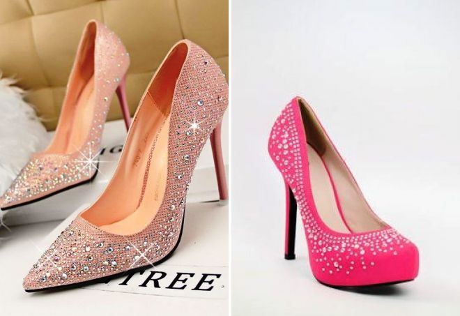 розовые туфли со стразами