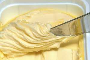 Разница маргарин и сливочное масло