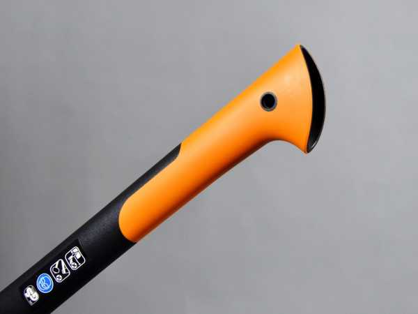 Топор fiskars x17